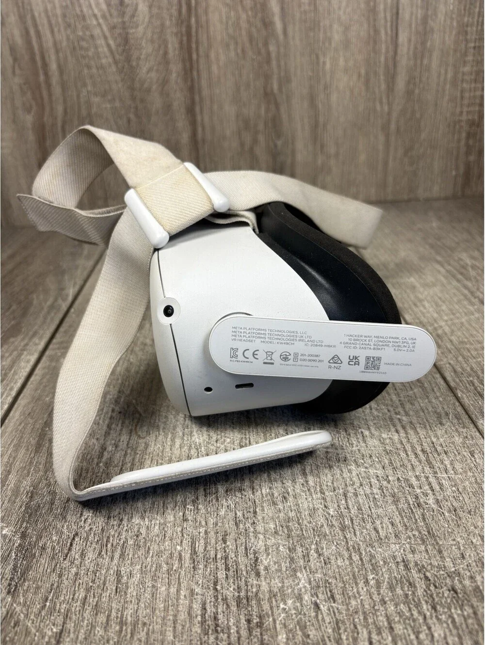 Meta Quest 2 256GB VR Headset Only w Head Strap KW49CM Tested No Controllers